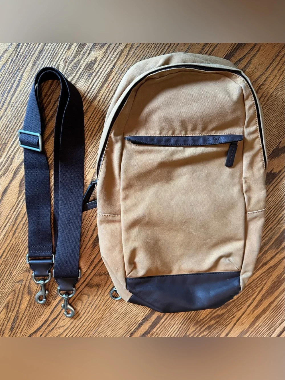 Coach versatile tan